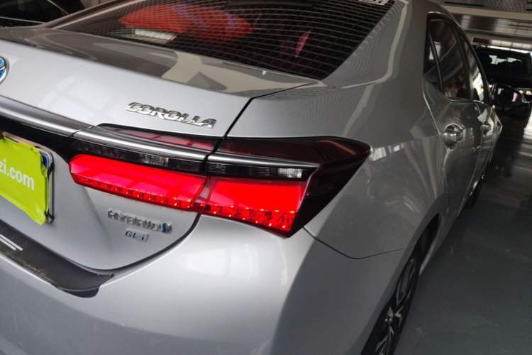 Used Toyota Corolla 2017 Revised Dual-Engine 1.8L E-CVT Leading Edition Right Rear Taillight