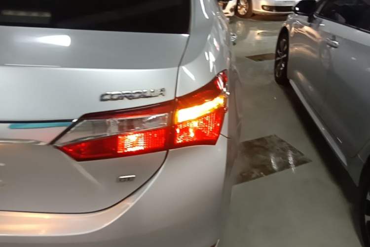 Used Toyota Corolla 2017 Revised Version 1.6L S-CVT GL Right Rear Taillight