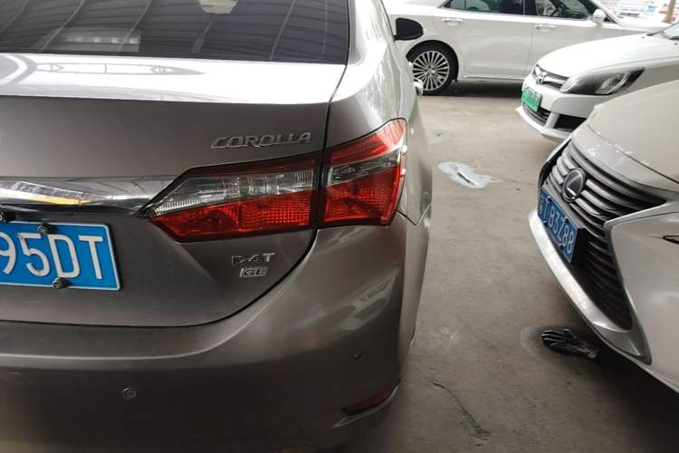 Used Toyota Corolla 2017 Revised Version 1.2T S-CVT GL Right Rear Taillight