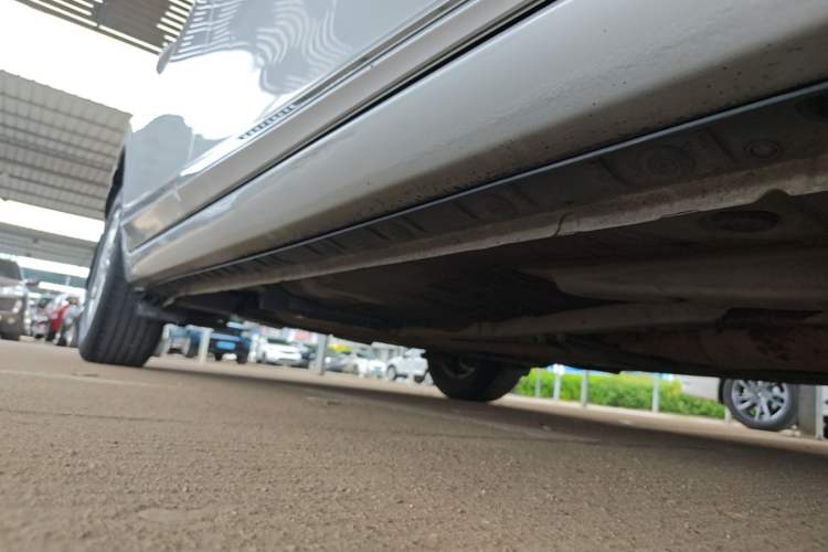 Used Toyota Corolla 2017 1.2T CVT GL-i Right Side Sill