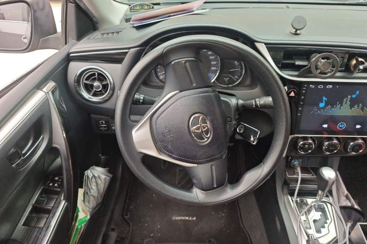Used Toyota Corolla 2017 Revised Version 1.2T S-CVT GL Steering Wheel