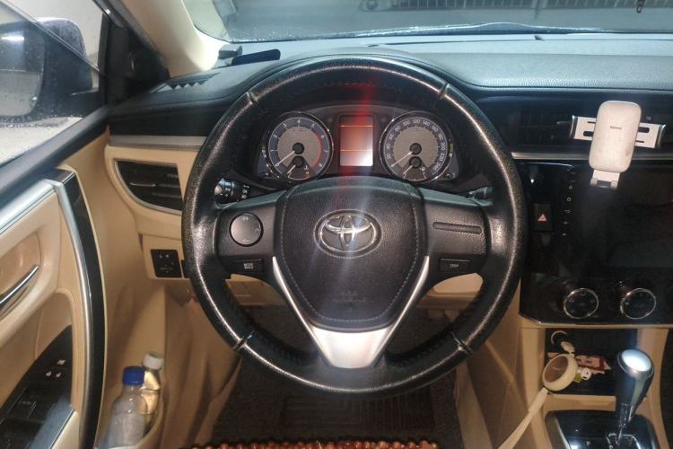 Used Toyota Corolla 2017 1.2T CVT GL-i Leather Edition Steering Wheel