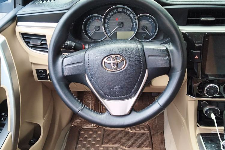 Used Toyota Corolla 2017 1.6L CVT GL Steering Wheel