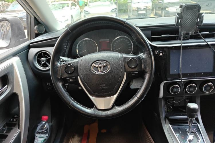 Used Toyota Corolla 2017 Revised Version 1.2T S-CVT GL-i Leather Edition Steering Wheel