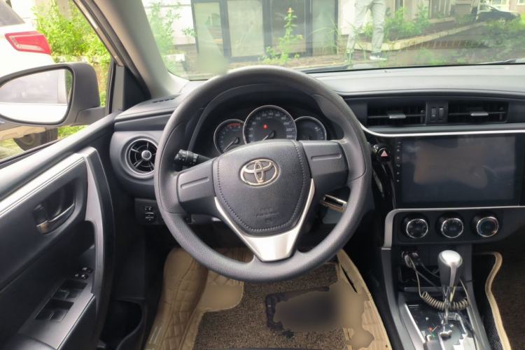 Used Toyota Corolla 2017 Revised Version 1.2T S-CVT GL Steering Wheel