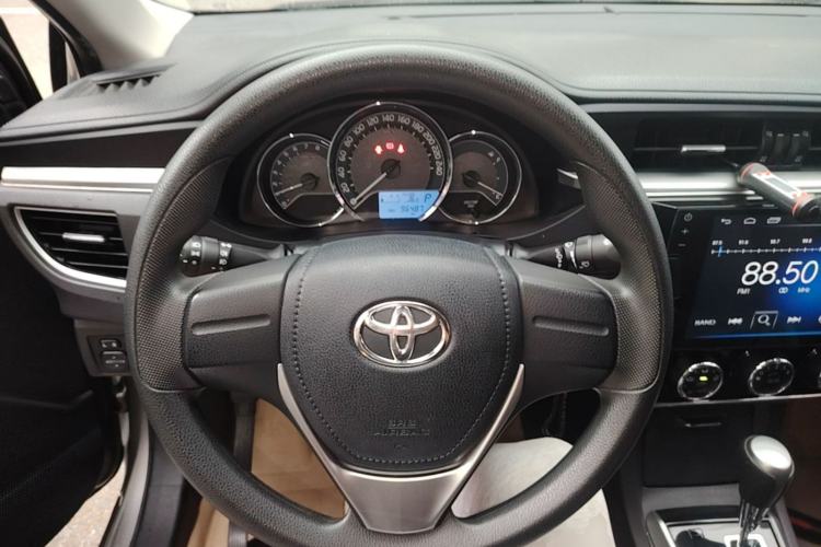 Used Toyota Corolla 2017 1.6L CVT GL Steering Wheel
