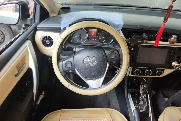 Used Toyota Corolla 2017 Revised Version 1.2T S-CVT GL-i Steering Wheel