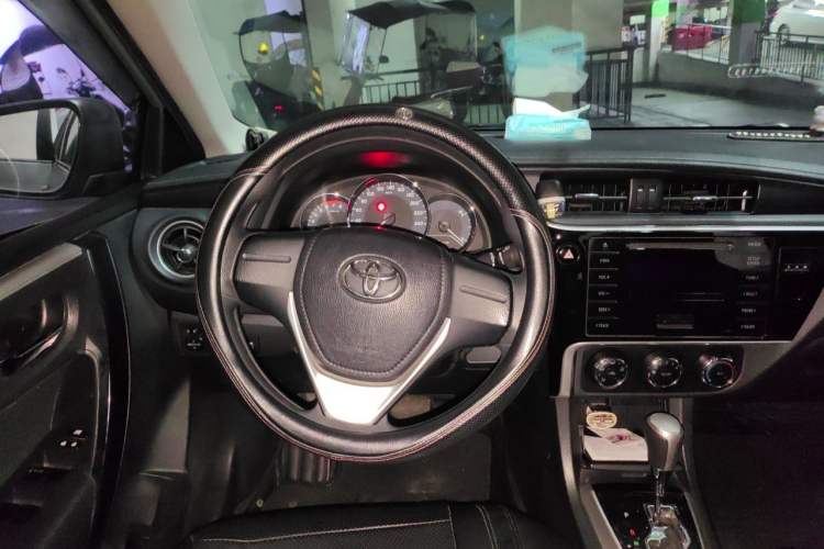 Used Toyota Corolla 2017 Revised Version 1.2T S-CVT GL Steering Wheel