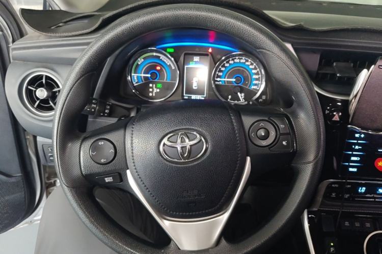 Used Toyota Corolla 2017 Revised Dual-Engine 1.8L E-CVT Leading Edition Steering Wheel