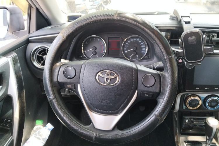Used Toyota Corolla 2017 Revised Version 1.2T S-CVT GL-i Steering Wheel