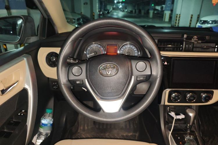 Used Toyota Corolla 2017 Revised Version 1.2T S-CVT GL-i Steering Wheel
