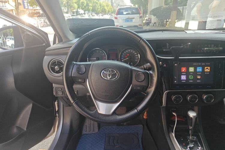 Used Toyota Corolla 2017 Revised Version 1.2T S-CVT GL-i Leather Edition Steering Wheel