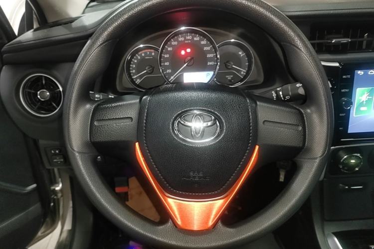 Used Toyota Corolla 2017 Revised Version 1.2T S-CVT GL Steering Wheel