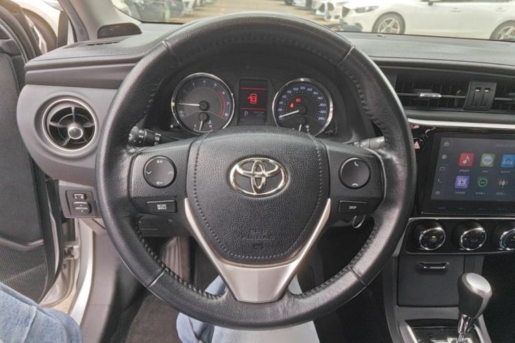 Used Toyota Corolla 2017 Revised Version 1.2T S-CVT GL-i Leather Edition Steering Wheel