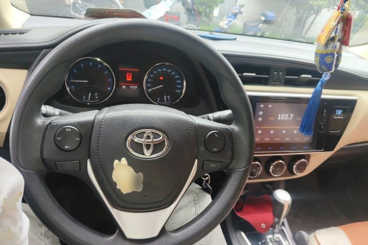 Used Toyota Corolla 2017 Revised Version 1.2T S-CVT GL-i Steering Wheel