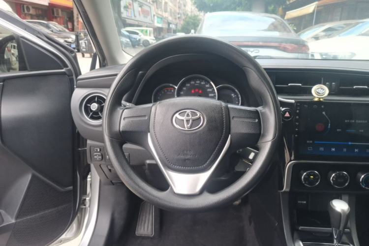 Used Toyota Corolla 2017 Revised Version 1.2T S-CVT GL Steering Wheel