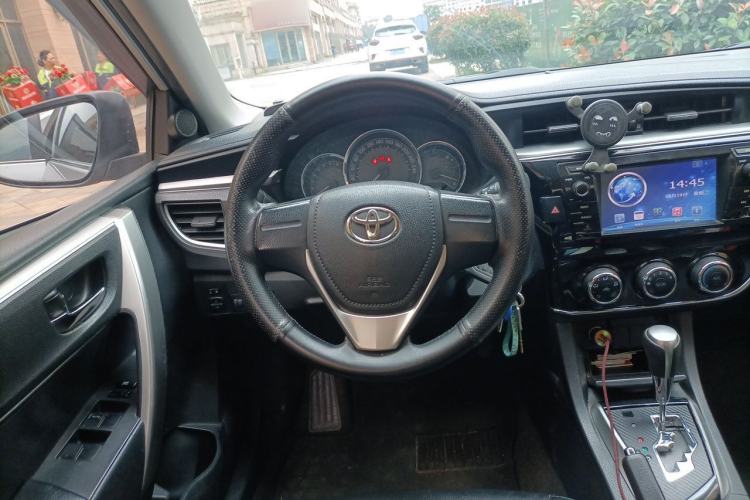 Used Toyota Corolla 2017 Revised Version 1.6L S-CVT GL Steering Wheel