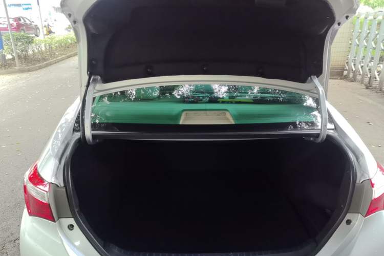 Used Toyota Corolla 2017 1.2T CVT GL Trunk