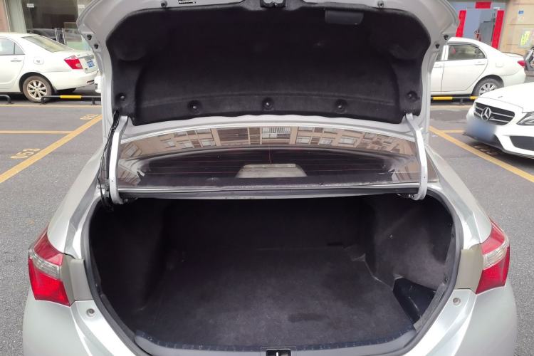 Used Toyota Corolla 2017 Revised Version 1.2T S-CVT GL Trunk