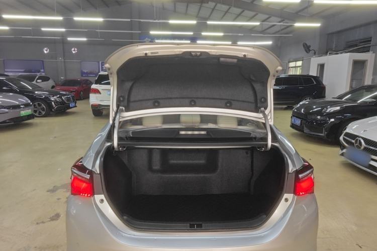 Used Toyota Corolla 2017 Revised Dual-Engine 1.8L E-CVT Elite Edition Trunk