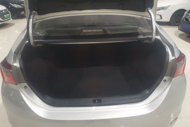 Used Toyota Corolla 2017 Revised Version 1.2T S-CVT GL Trunk