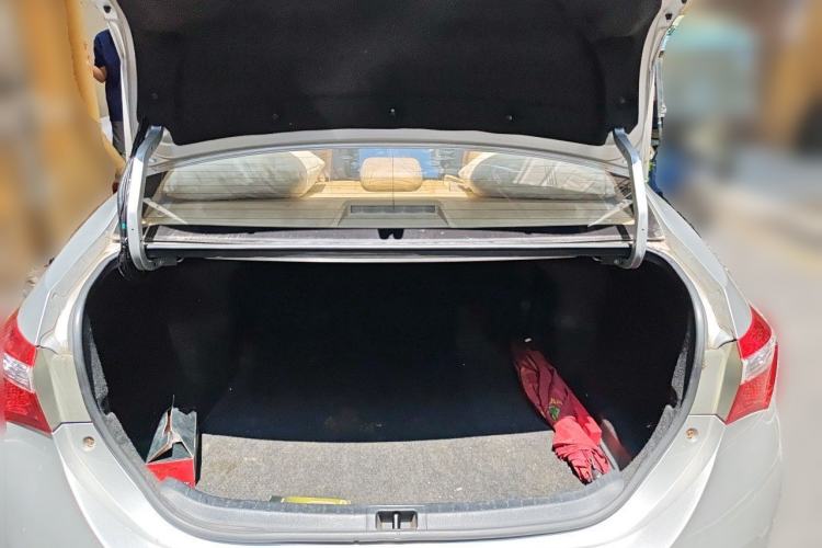 Used Toyota Corolla 2017 1.2T CVT GL Trunk