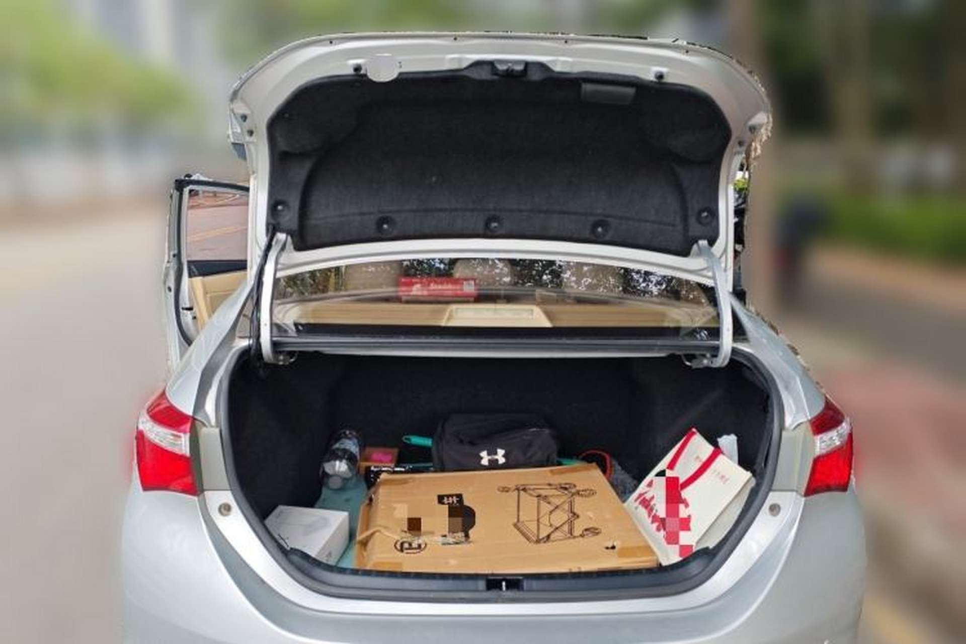Used Toyota Corolla 2017 1.6L CVT GL Trunk