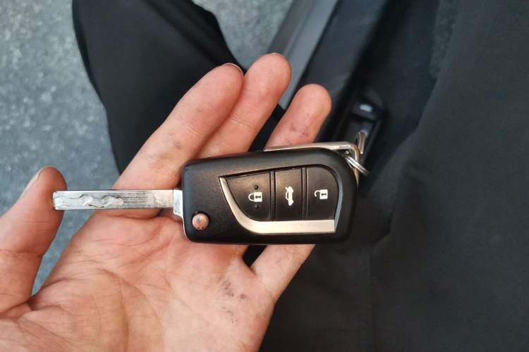 Used Toyota Corolla 2017 Revised Version 1.2T S-CVT GL Vehicle Key