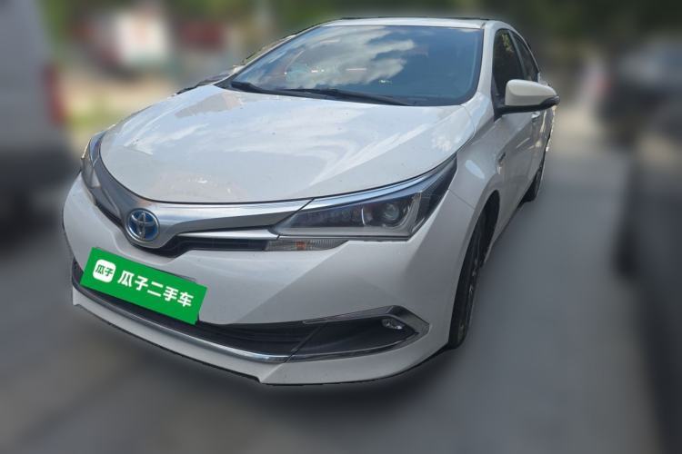 Used Toyota Corolla 2017 Revised Dual-Engine 1.8L E-CVT Leading Edition Guazi used car, China used car export, Used car for sale, Used cars, Cheapest cars for sale