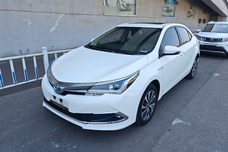 Used Toyota Corolla 2017 Revised Dual-Engine 1.8L E-CVT Leading Edition Guazi used car, China used car export, Used car for sale, Used  cars, Cheapest cars for sale