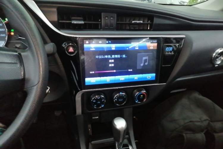 Used Toyota Corolla 2017 Revised Version 1.2T S-CVT GL Audio And AC Panel