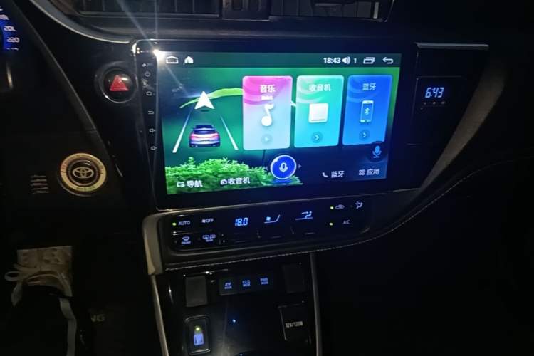 Used Toyota Corolla 2017 Revised Dual-Engine 1.8L E-CVT Elite Edition Audio And AC Panel