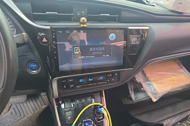 Used Toyota Corolla 2017 Revised Dual-Engine 1.8L E-CVT Leading Edition Audio And AC Panel