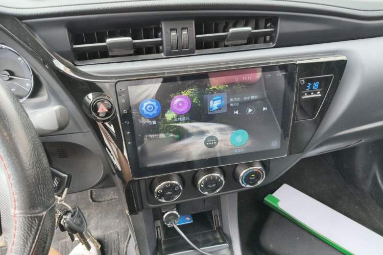 Used Toyota Corolla 2017 Revised Version 1.2T S-CVT GL Audio And AC Panel