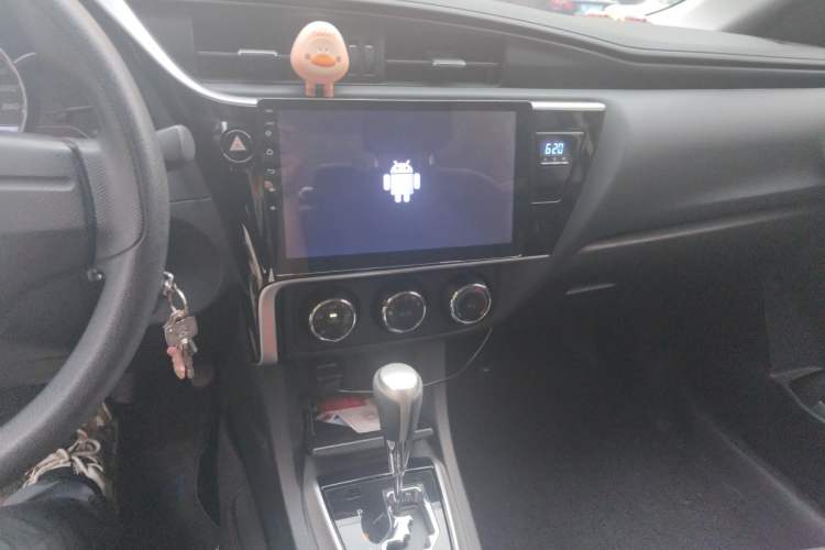 Used Toyota Corolla 2017 Revised Version 1.2T S-CVT GL Audio And AC Panel
