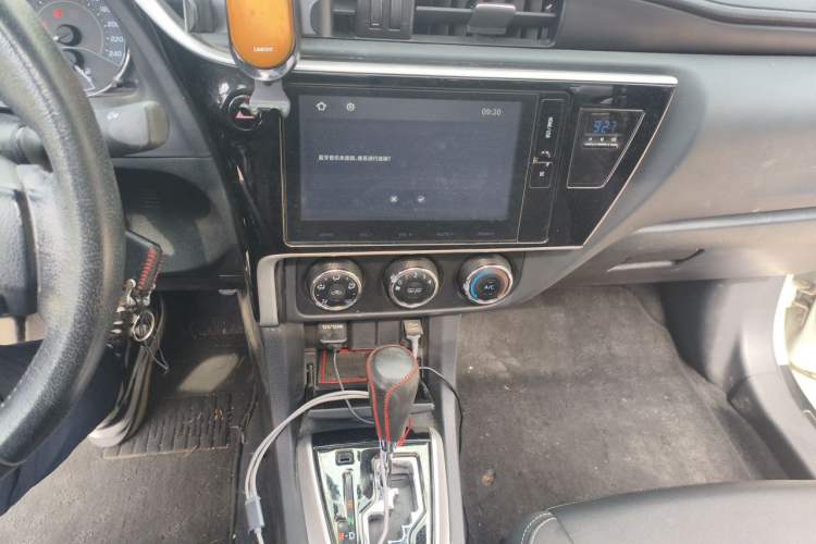 Used Toyota Corolla 2017 Revised Version 1.2T S-CVT GL-i Leather Edition Audio And AC Panel