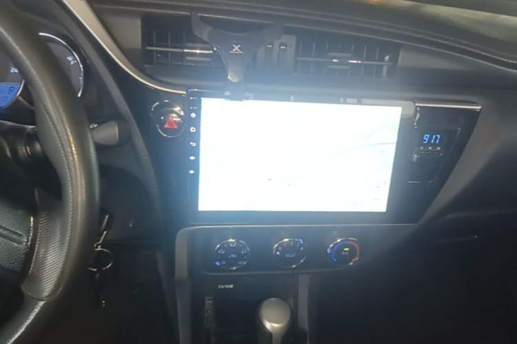 Used Toyota Corolla 2017 Revised Version 1.2T S-CVT GL Audio And AC Panel