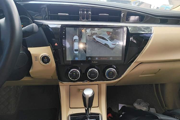 Used Toyota Corolla 2017 1.6L CVT GL Audio And AC Panel
