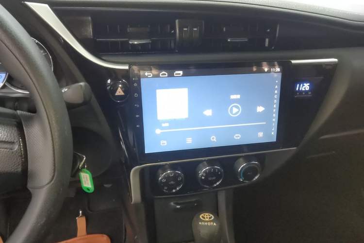 Used Toyota Corolla 2017 Revised Version 1.2T S-CVT GL Audio And AC Panel