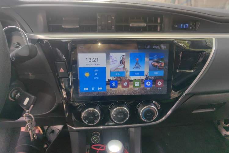 Used Toyota Corolla 2017 Revised Version 1.6L S-CVT GL Audio And AC Panel