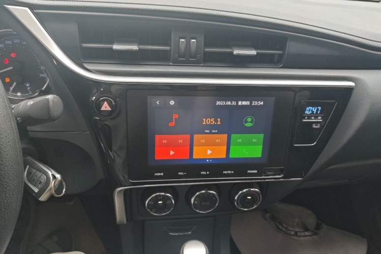 Used Toyota Corolla 2017 Revised Version 1.2T S-CVT GL-i Audio And AC Panel