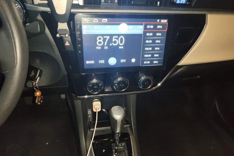 Used Toyota Corolla 2017 Revised Version 1.6L S-CVT GL Audio And AC Panel