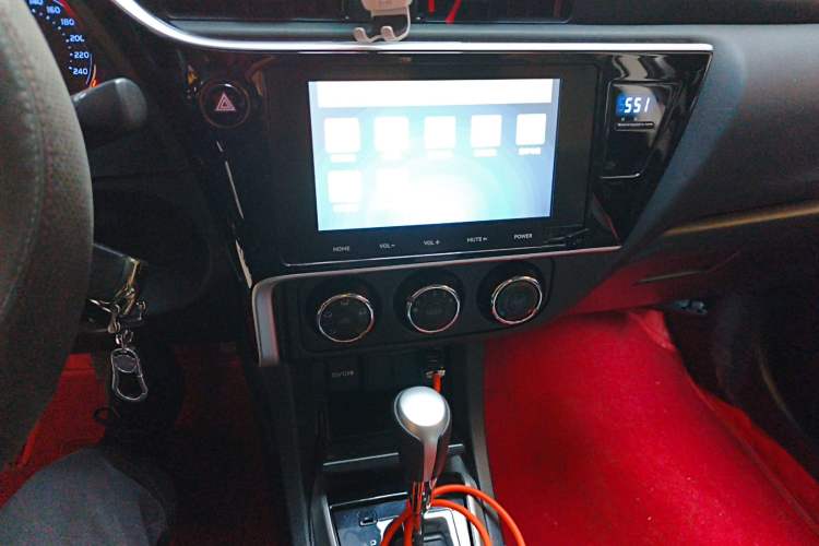Used Toyota Corolla 2017 Revised Version 1.2T S-CVT GL-i Audio And AC Panel