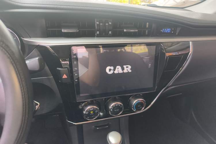 Used Toyota Corolla 2017 1.6L CVT GL Audio And AC Panel