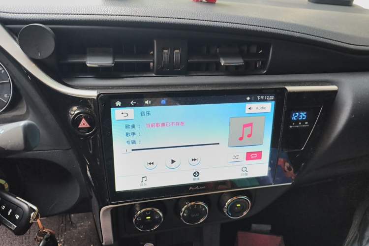 Used Toyota Corolla 2017 Revised Version 1.2T S-CVT GL Audio And AC Panel