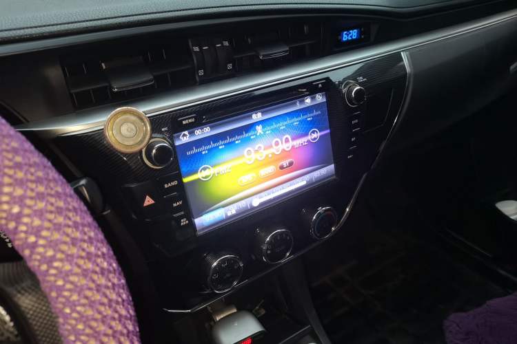 Used Toyota Corolla 2017 1.6L Manual GL Audio And AC Panel