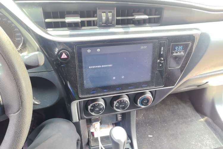 Used Toyota Corolla 2017 Revised Version 1.2T S-CVT GL-i Audio And AC Panel