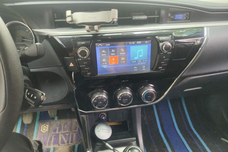 Used Toyota Corolla 2017 1.2T Manual GL Audio And AC Panel