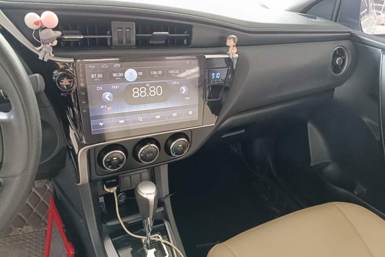 Used Toyota Corolla 2017 Revised Version 1.2T S-CVT GL Audio And AC Panel