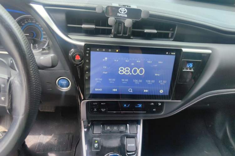 Used Toyota Corolla 2017 Revised Dual-Engine 1.8L E-CVT Leading Edition Audio And AC Panel